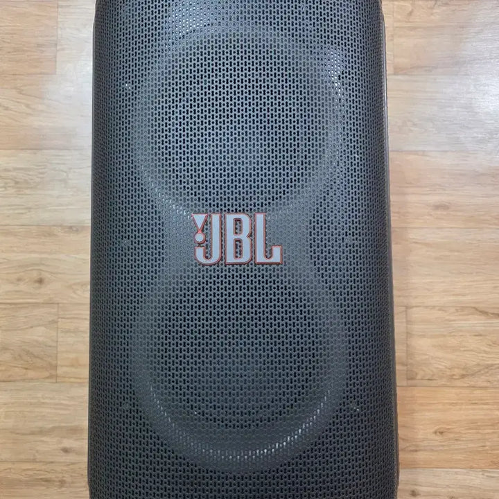 [BUNJANG] JBL PartyBox 120 Speaker &amp; AS3 Microphone / 급처 jbl partybox 120 스피커 , jbl as3 마이크 판매
