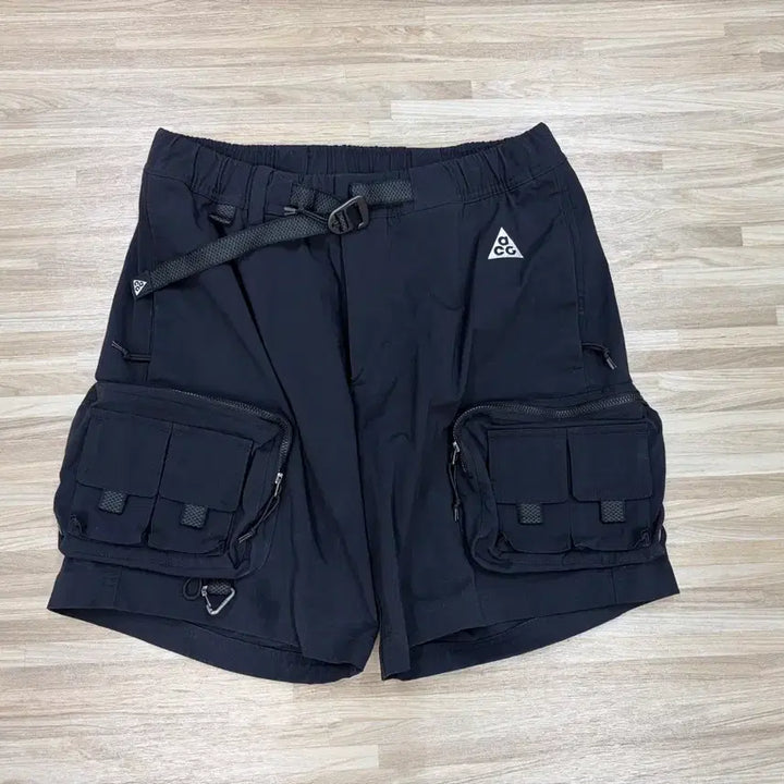 [BUNJANG] Nike ACG Cargo Shorts Black/Ironstone - Asian Fit / [정품]나이키 acg 카고 쇼츠 블랙,아이언스톤 아시아핏