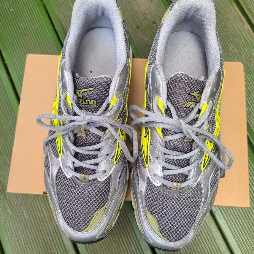 [BUNJANG] Mizuno Quiet Shade Grey Sneakers (270mm) / 미즈노 콰이엇 쉐이드 270
