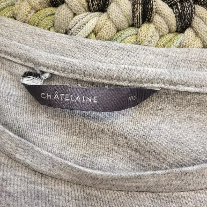 [BUNJANG] Grey Short Sleeve T-Shirt with Pattern Detail / 그래이 반팔 티셔츠 패턴 포인트