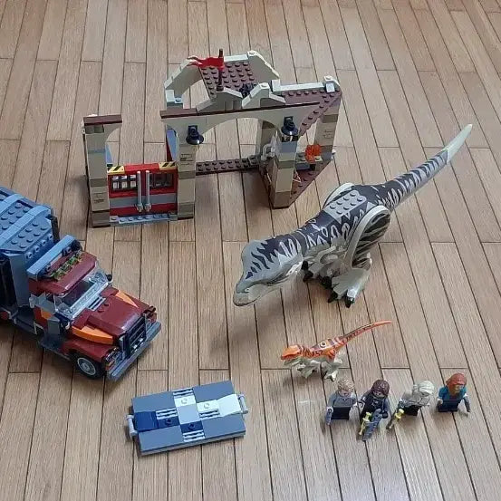 [BUNJANG] LEGO 76948 T. rex Dinosaur Breakout Set / 레고 76948 티라노사우르스와 아트로시랩터  공룡의 탈출