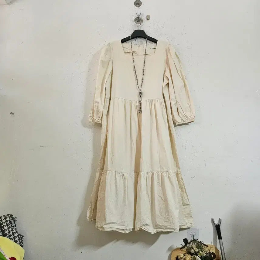 [SOLD OUT] 원피스 베이지색