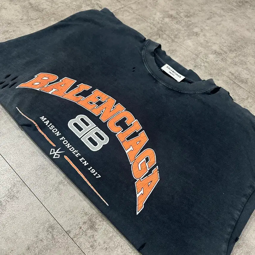 [BUNJANG] Balenciaga Oversized Fit T-Shirt / 발렌시아가 오버핏 반팔