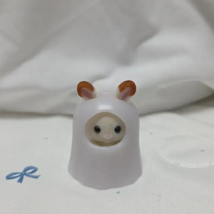 [BUNJANG] Sylvanian Families Blind Bag Glow-in-the-Dark Ghost Rabbit / 실바니안 블라인드백 야광 유령토끼