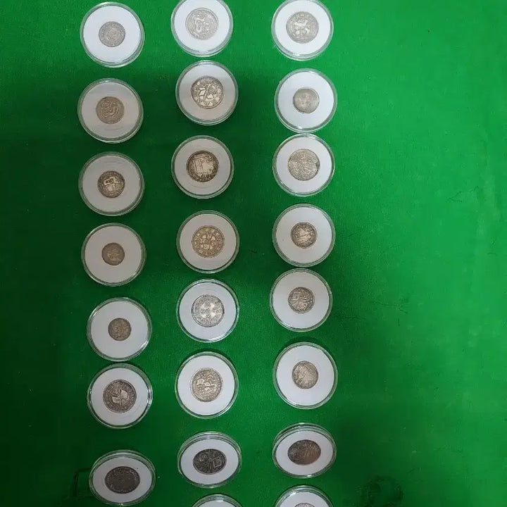 [BUNJANG] Chinese Modern Silver Coin Set (28 Pieces) with Case, Booklet / 중국 근대 은화 세트