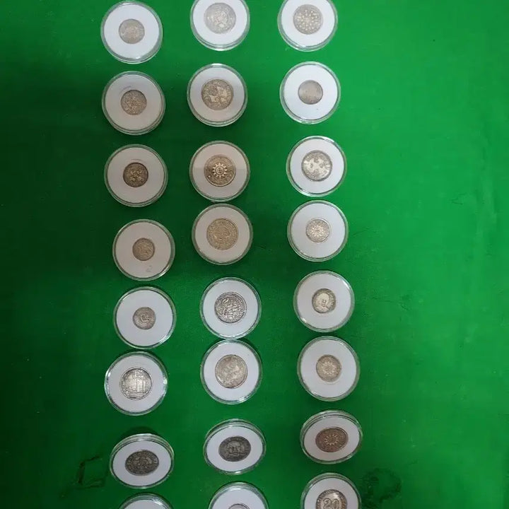[BUNJANG] Chinese Modern Silver Coin Set (28 Pieces) with Case, Booklet / 중국 근대 은화 세트
