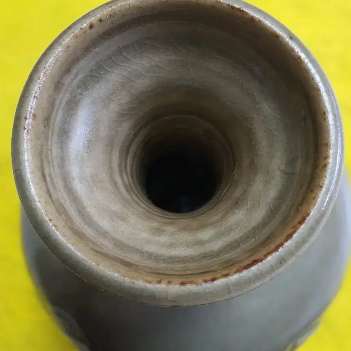 [BUNJANG] Qing Dynasty Celadon Vase with Dragon Motif / 중국도자기명품청나라청자관요오리양각문관구병