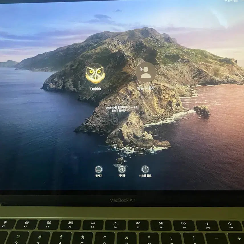 [BUNJANG] MacBook Air A1932 / 맥북에어 a1932 네고가능