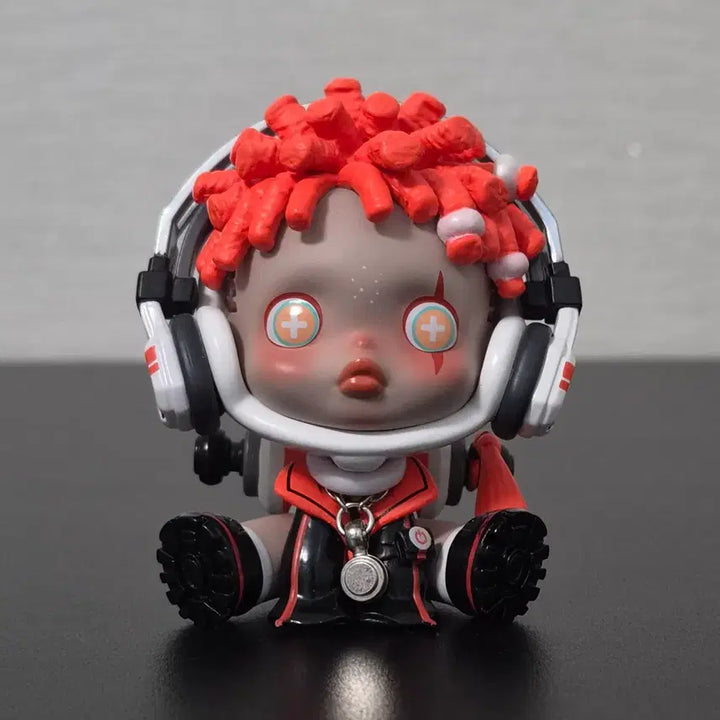 [BUNJANG] Pop Mart Skullpanda City of Night Series Scroll Delivery Figure / [팝마트] 7.1cm 스컬판다 피규어 5탄 시티오브나이트 시리즈 배달원