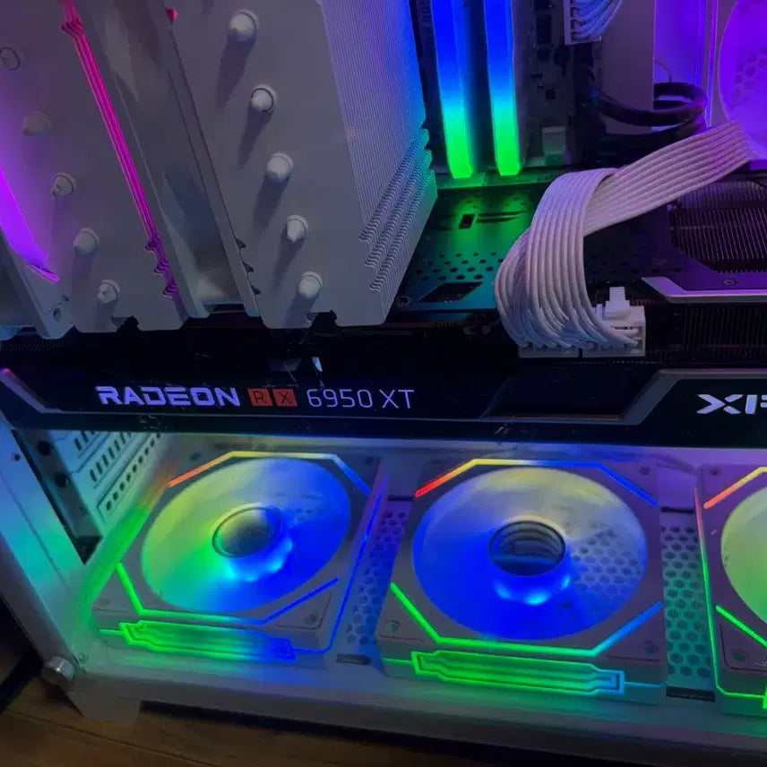 [SOLD OUT] Xfx AMD Radeon RX 6950 XT 그래픽 카드 16GB