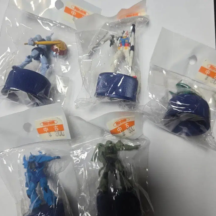 [BUNJANG] First Gundam Pepsi Bottle Cap Figure Set (5 Types) / 퍼스트건담  펩시콜라병뚜5종