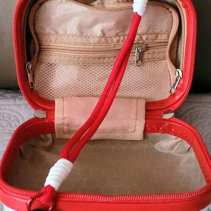 [BUNJANG] Sanrio Hello Kitty Travel Cosmetic Bag Set / 산리오 정품 헬로키티 여행용 화장품 가방 세트(미개봉새상품)
