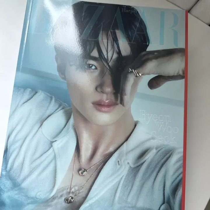 [BUNJANG] Byun Woo-seok Bazaar Magazine Holiday Edition / 변우석잡지_바자
