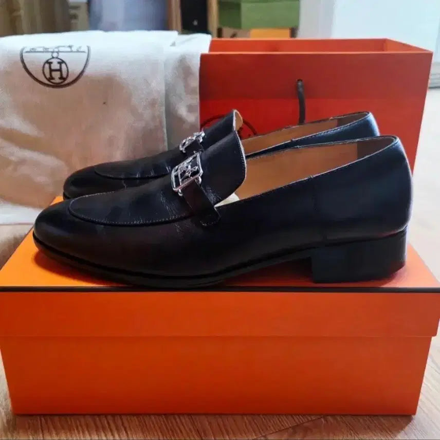 [BUNJANG] Hermes Loafers Black Men&