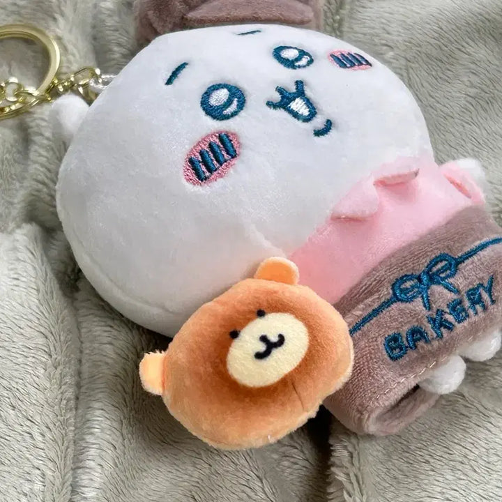 [BUNJANG] Chiikawa Bakery Costume Doll Keychain / 택0,새상품) 먼작귀 치이카와 베이커리 코스튬 인형 키링