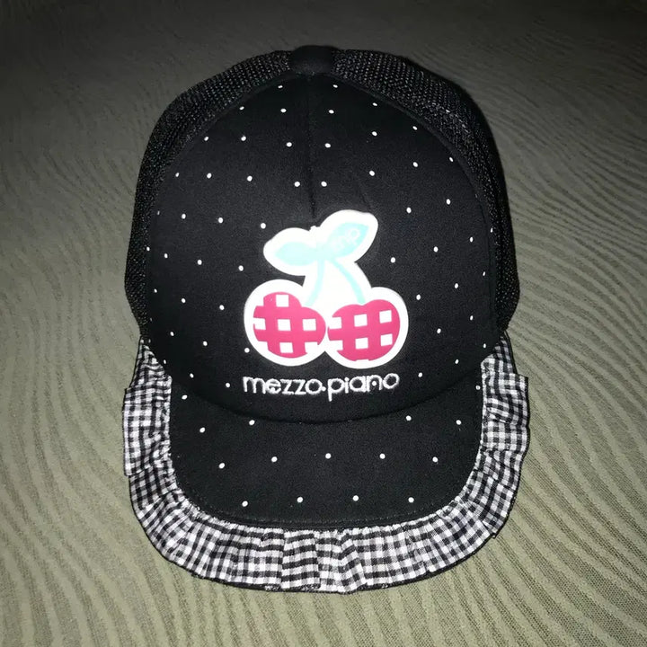 [BUNJANG] Mezzo Piano Dot Cherry Ball Cap Hat / 메조피아노 도트 체리 볼캡 모자