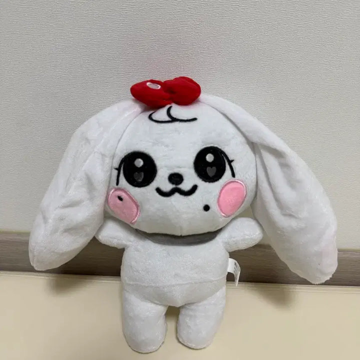 [BUNJANG] IVE MiniB Jang Wonyoung Rabbit Plush Doll / 아이브 미니브 장원영인형 토끼 체리인형