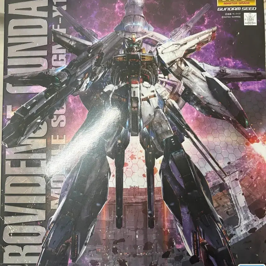 [BUNJANG] MG Providence Gundam Model Kit with Effect Parts and Delpi Decals / Mg 프로비던스 건담 + 이펙트파츠 + 델피데칼