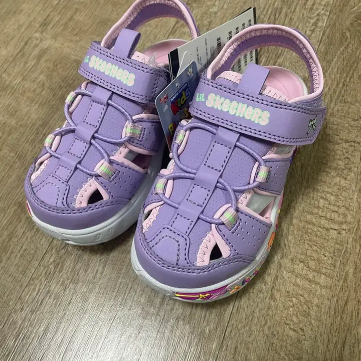 [BUNJANG] Skechers Kids Sandals Size 150 / 스케쳐스 아동화