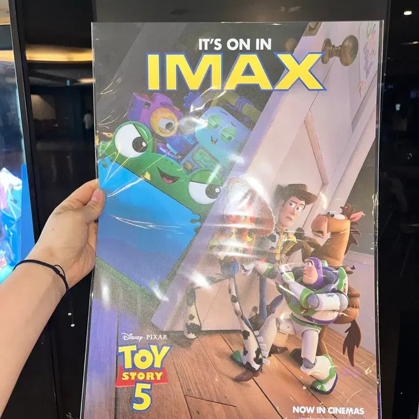 [BUNJANG] Toy Story 5 IMAX Poster (Sealed) / 토이 스토리 5 IMAX 포스터 미개봉