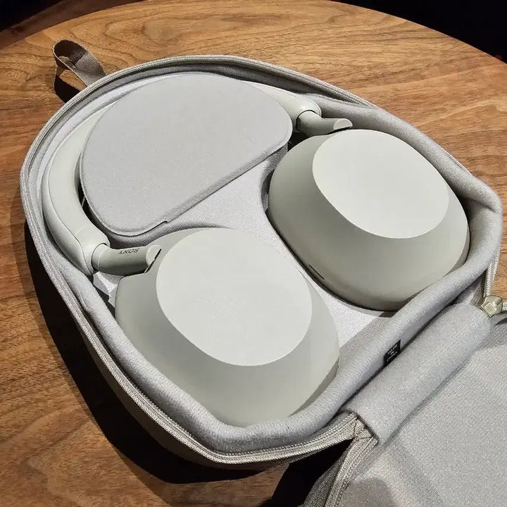 [BUNJANG] Sony WH-1000XM5 Platinum Silver Headphones / [S급/풀구성] 소니 WH-1000XM5 플래티넘 실버