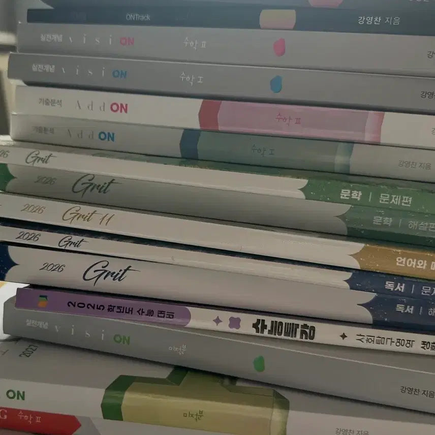 [BUNJANG] 2026-2027 Korean SAT Prep Books by MegaStudy Instructors / 수능 메가스터디 / 강민철 / 강영찬 / 김상훈 / 전형태 / 등 다수