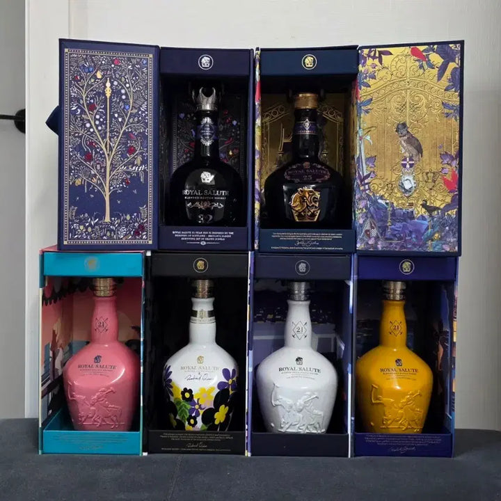 [BUNJANG] Royal Salute Whisky Empty Bottles Set with Cases / 로얄살루트 위스키 공병 일괄