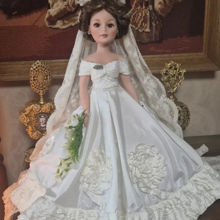 [BUNJANG] Madame Alexander Jacqueline Kennedy Wedding Dress Doll / 마담알렉산더 재클린 캐네디