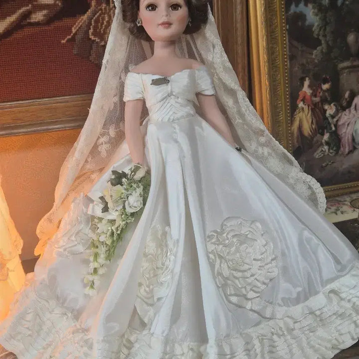 [BUNJANG] Madame Alexander Jacqueline Kennedy Wedding Dress Doll / 마담알렉산더 재클린 캐네디