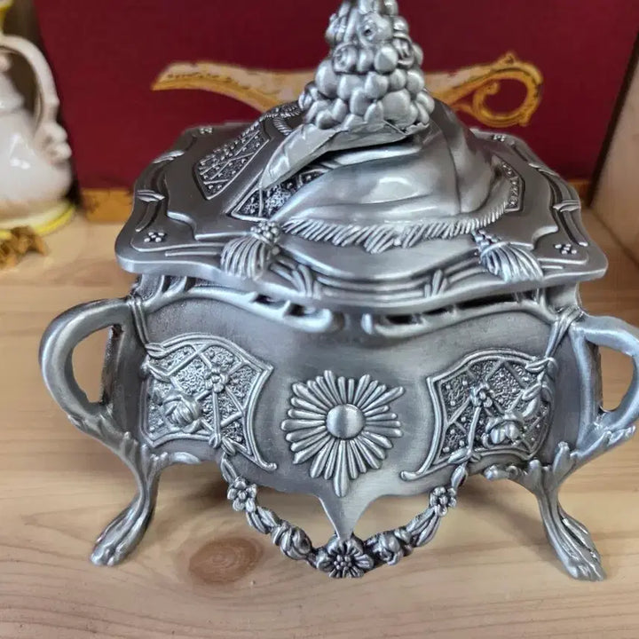[BUNJANG] Antique Pewter Jewelry Box / 주석 보석함