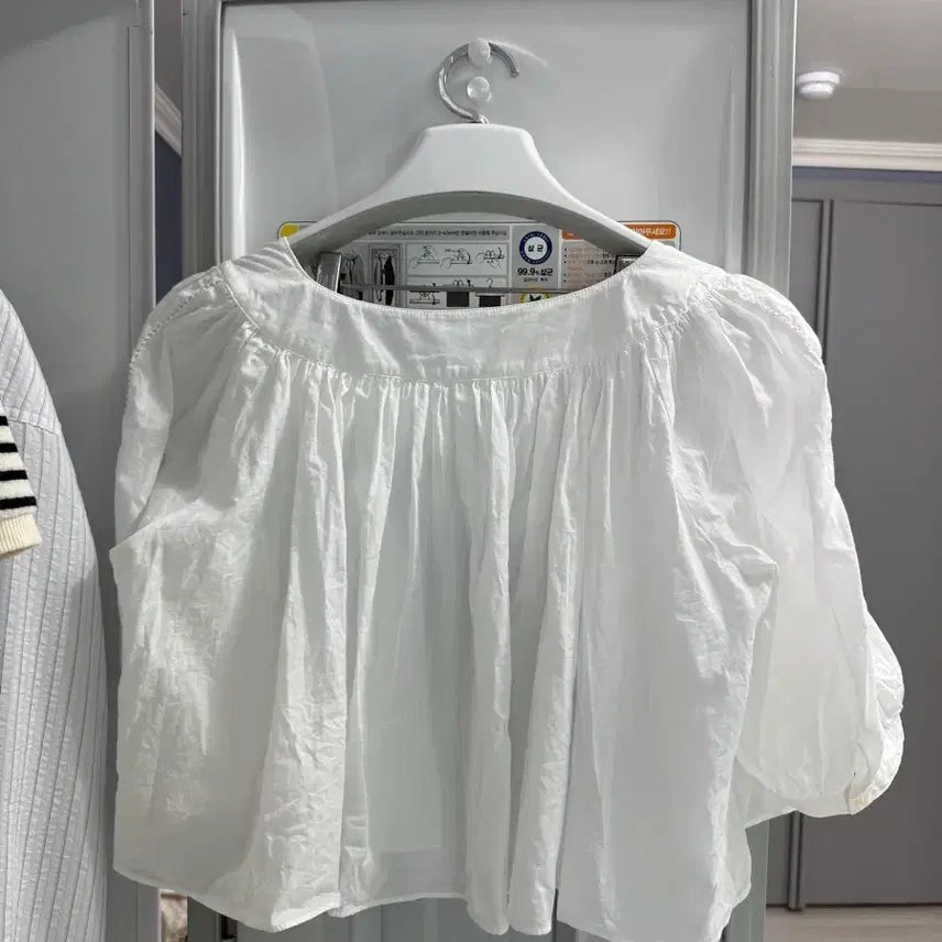 [BUNJANG] Thanat Double Button Blouse / 타낫 더블 버튼 블라우스