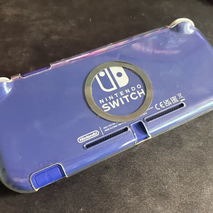 [BUNJANG] Nintendo Switch Lite (Blue) with Clear Case and Screen Protector / 닌텐도 스위치 라이트 블루 + 투명 케이스 + 강화필름 부착됨