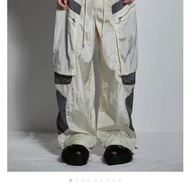 [BUNJANG] Gaetless Racing Wind Parachute Pants / [새상품]게이트리스 레이싱윈드파라슈트팬츠