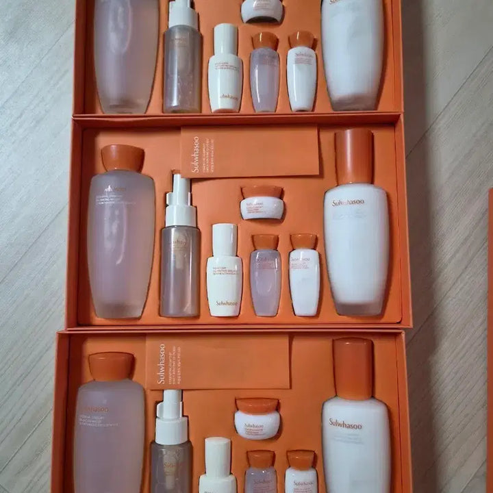 [BUNJANG] Sulwhasoo Concentrated Ginseng Renewing Skincare Set / (새상품)설화수 자음2종세트
