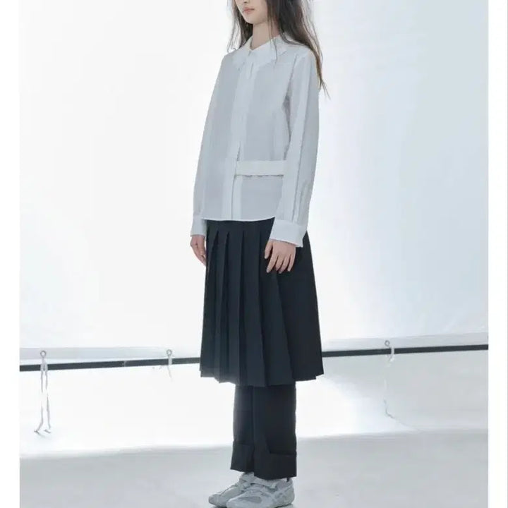 [SOLD OUT] 한섬EQL CHIONANTHUS RETUSA  플리츠 레이어드 칼라 셔츠