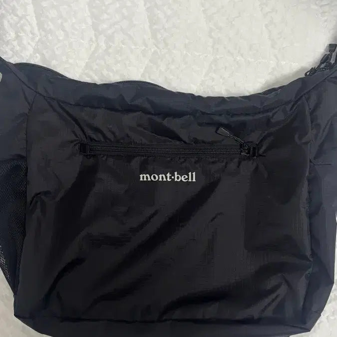 [BUNJANG] Montbell Crossbody Bag / 몽벨 크로스백 거의 새상품