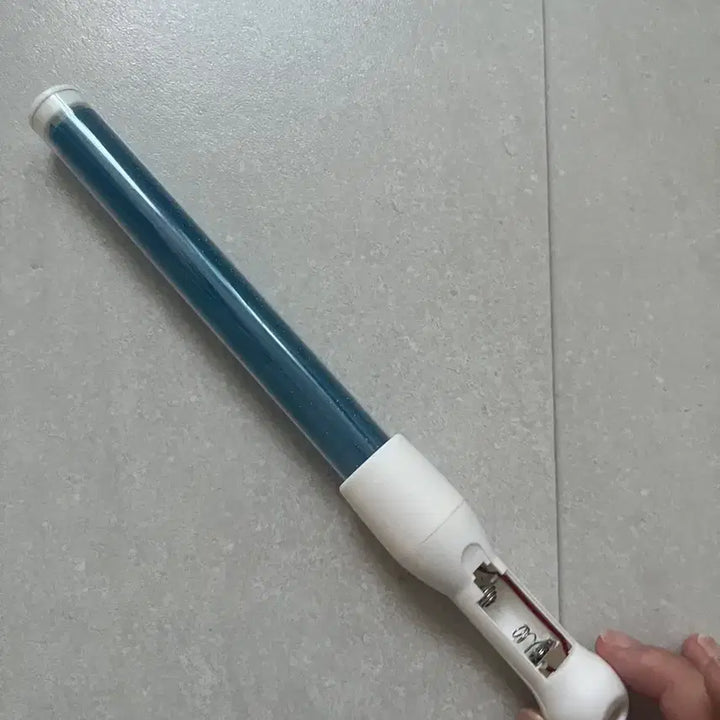 [BUNJANG] VINCENZO Lightstick / 뚜껑없는 작동 잘되는 빈첸응원봉 팝니다