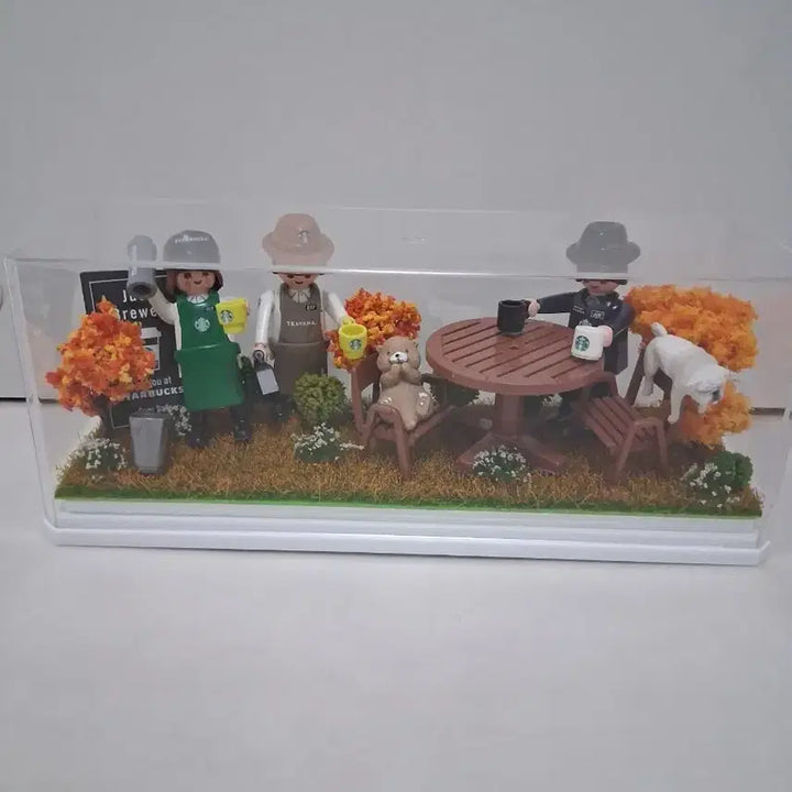 [BUNJANG] Playmobil Starbucks Diorama Set / 플레이모빌 스타벅스 디오라마