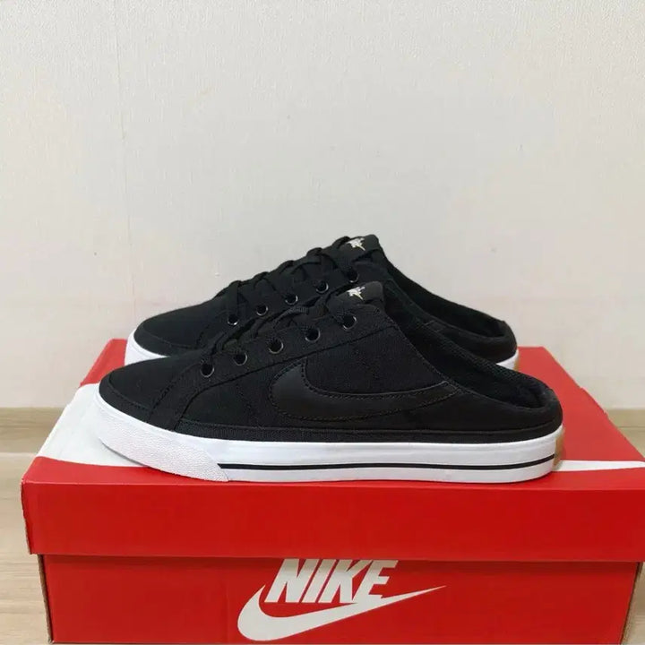 [BUNJANG] Nike Court Legacy Mule Black Sneakers / [245] W 나이키 코트 레거시 뮬 블랙 스니커즈