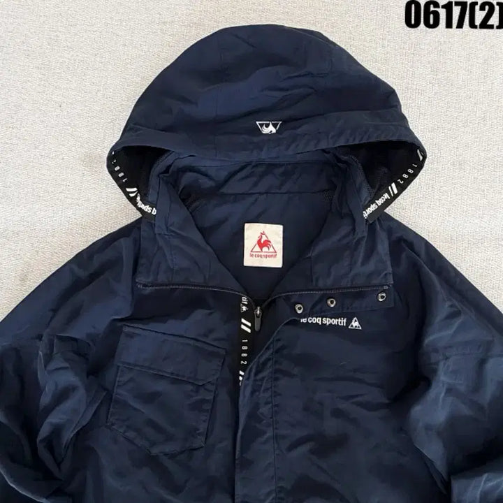 [BUNJANG] Le Coq Sportif Windbreaker Hooded Zip-Up Jacket M / 르꼬끄 스포르티브 바람막이 후드 집업 자켓 M 0617