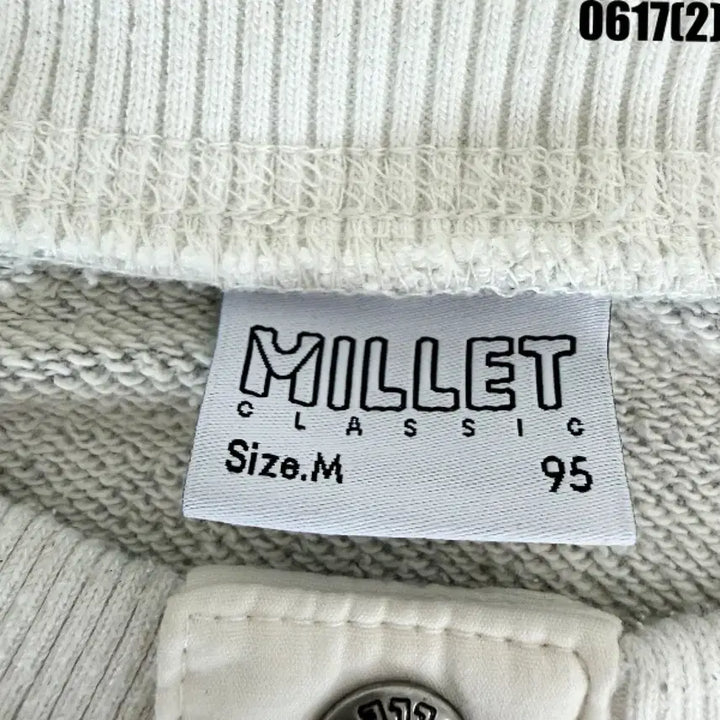 [BUNJANG] Millet Sweatshirt Grey Color Block Size 95 / 밀레 맨투맨 그레이 배색 포인트 95 0617