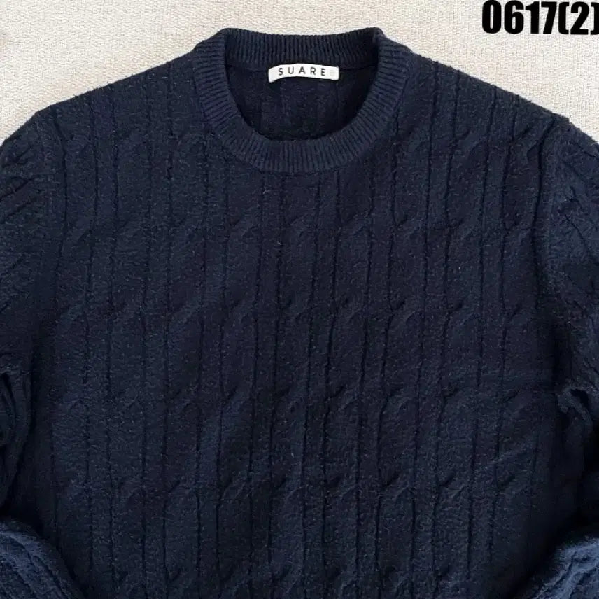 [BUNJANG] SUARE Cable Knit Navy 0617 / SUARE 케이블 니트 네이비 0617