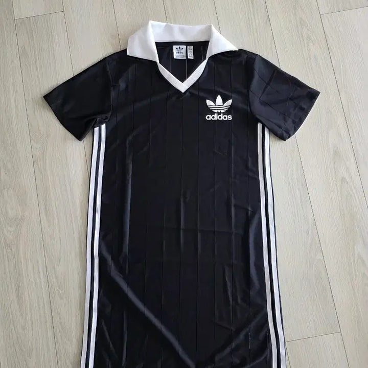 [BUNJANG] Adidas Three-Stripes Collar Dress - Size M / 아디다스 삼선카라원피스 M사이즈