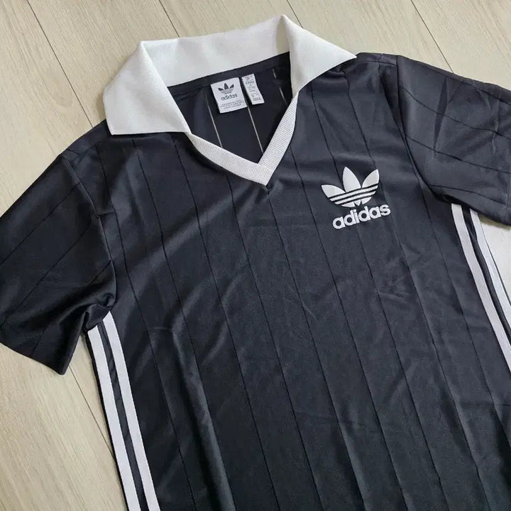 [BUNJANG] Adidas Three-Stripes Collar Dress - Size M / 아디다스 삼선카라원피스 M사이즈