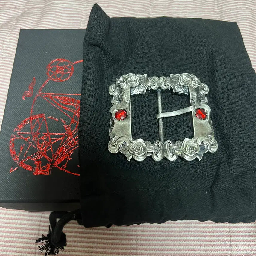 [BUNJANG] Emosense Club Rose Baroque Belt Buckle / [OS] 에모스탠스클럽 로즈 바로크 벨트 버클