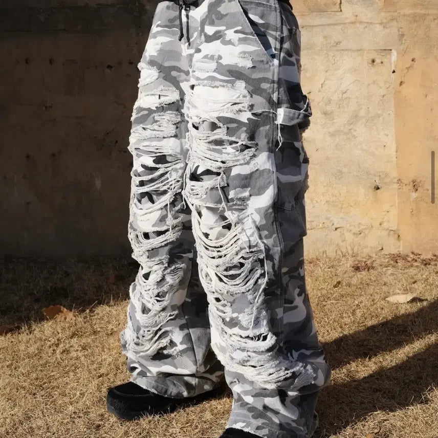 [BUNJANG] Emosstance Club White Camo Pants Size 2 / [2] 에모스탠스클럽 화이트 카모 팬츠