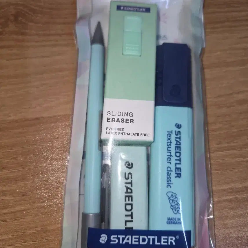 [BUNJANG] Staedtler Writing Utensil Set / 새상품) 스테들러 필기구 세트