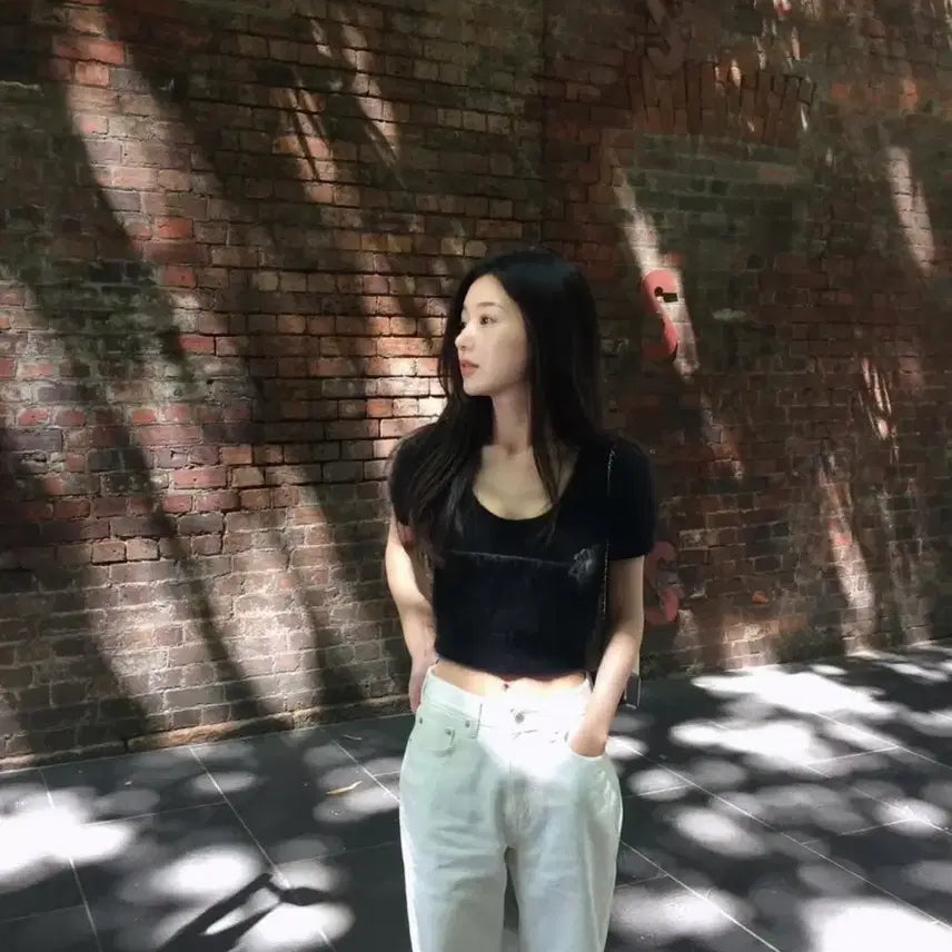 [BUNJANG] Yoonseul Shop Camellia Knit / (6.17오늘만)최종가격임. 윤슬샵 카멜리아 니트
