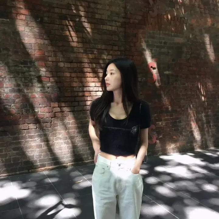 [BUNJANG] Yoonseul Shop Camellia Knit / (6.17오늘만)최종가격임. 윤슬샵 카멜리아 니트