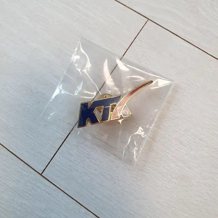[BUNJANG] KTX Train Employee Badge / KTX 뱃지